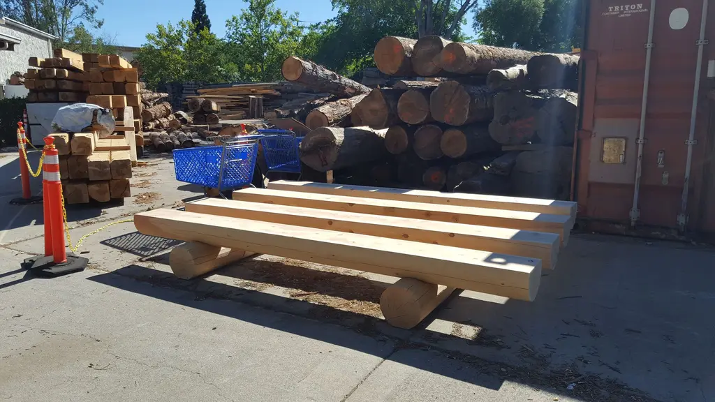 Log home