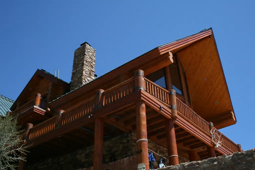 Log home