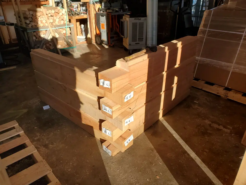 Log home
