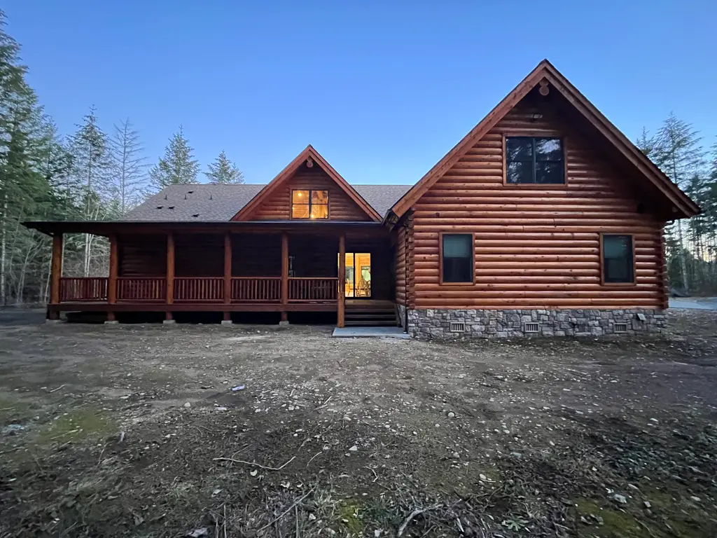 Log home