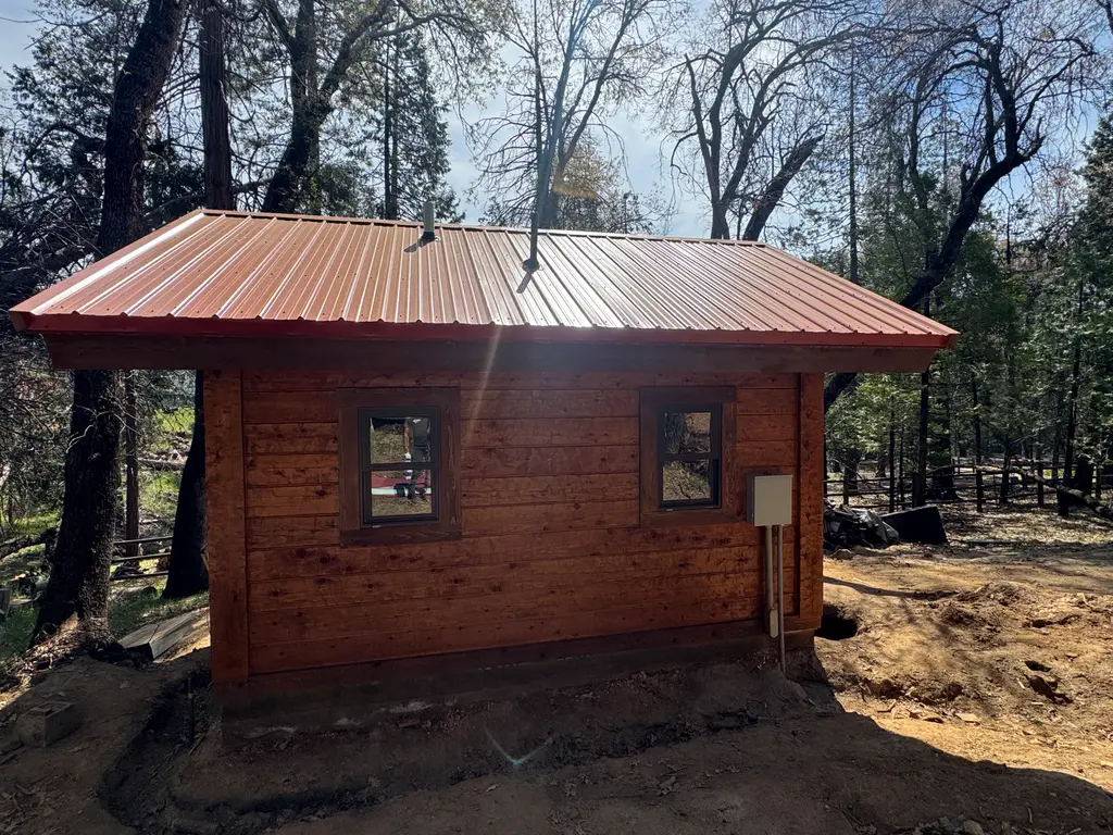 Log home