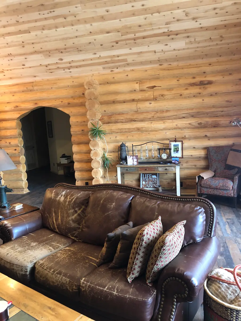 Round Logs