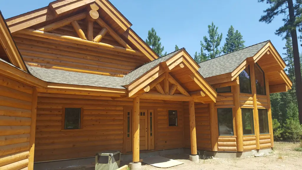 Log home