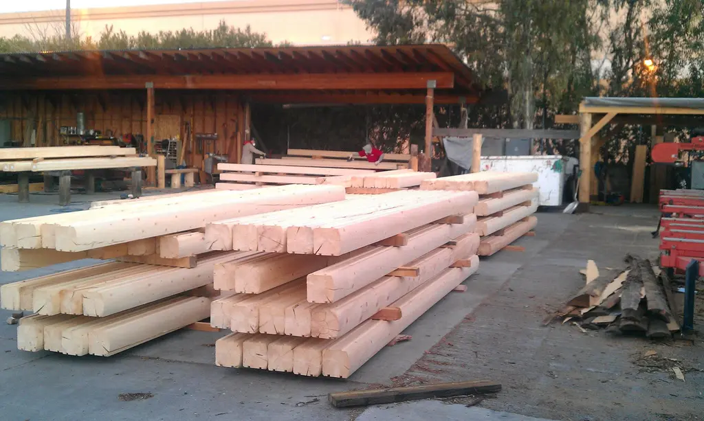 Log home