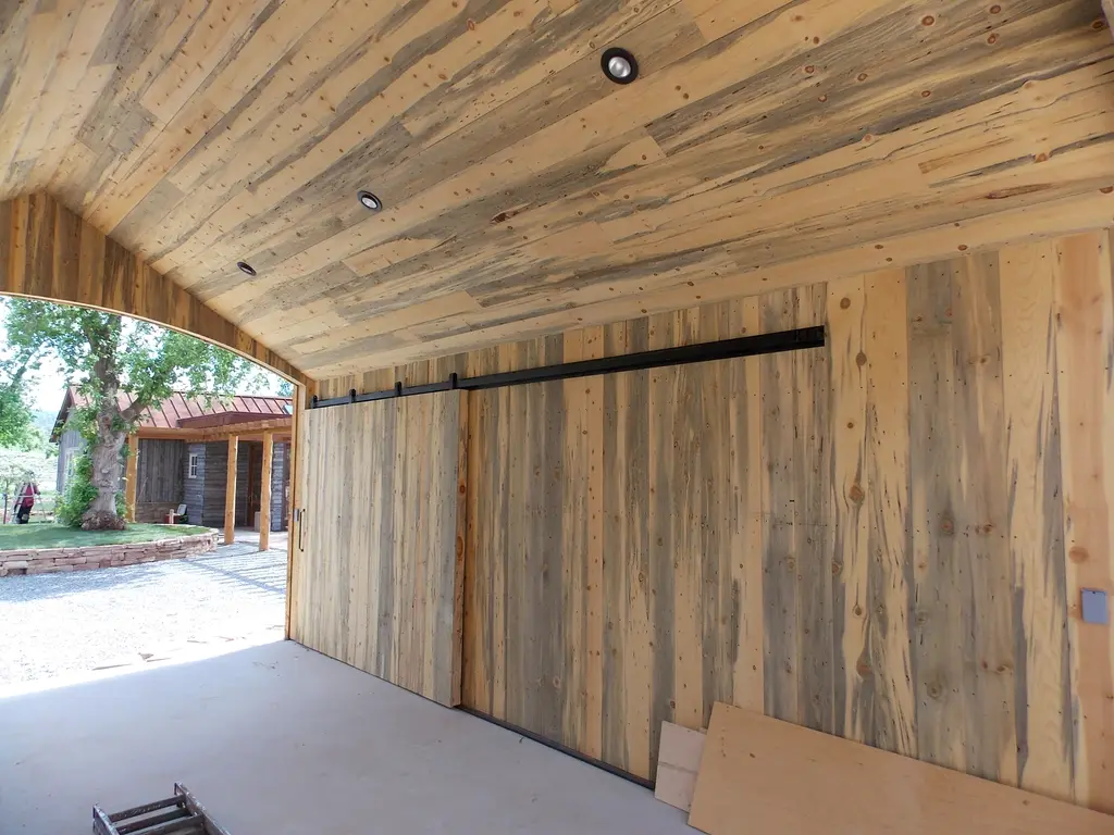 Log home