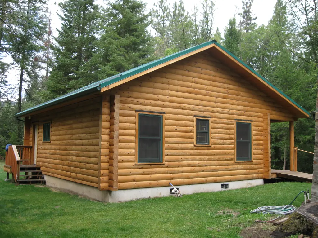 Log home