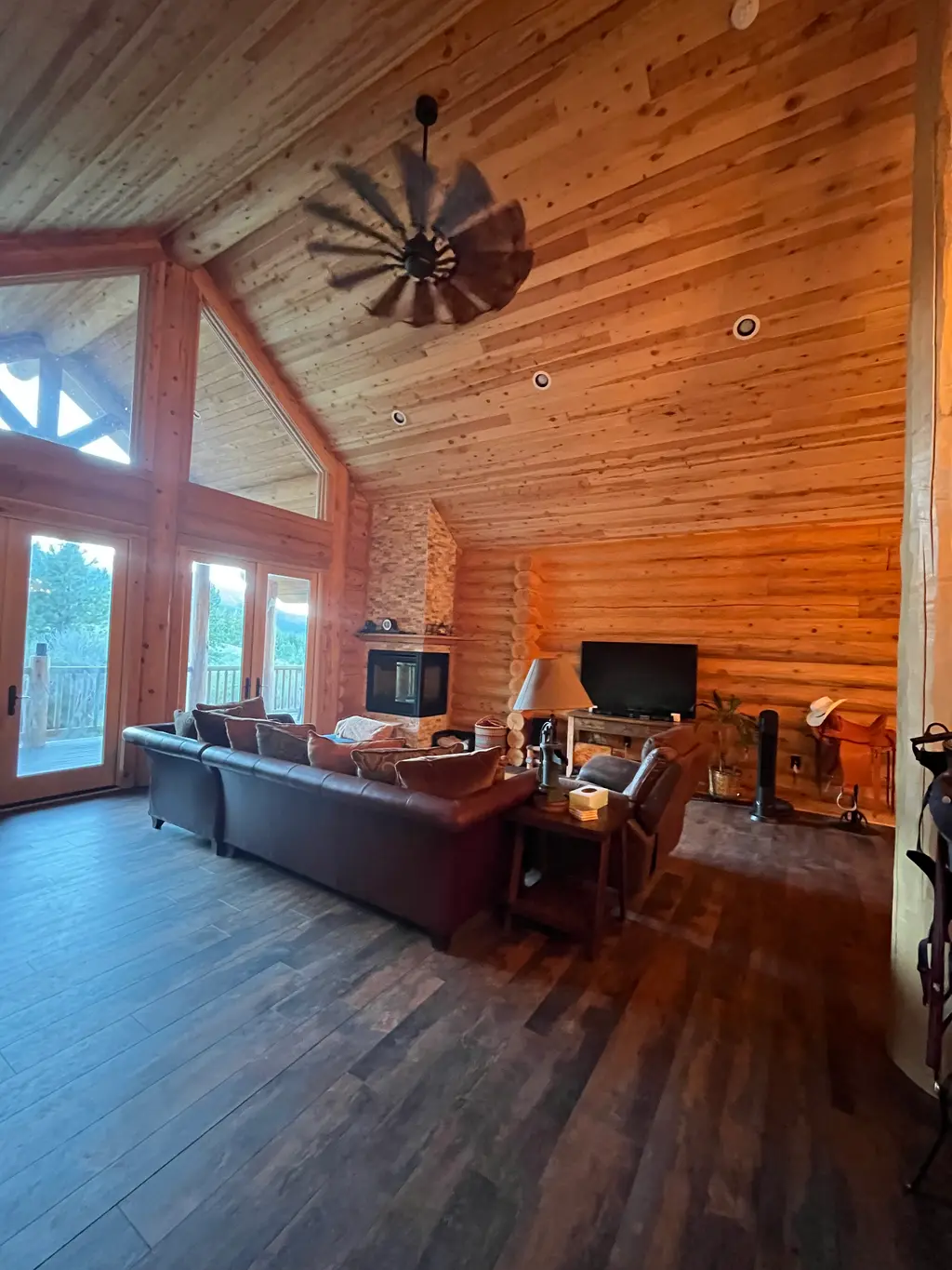 Round Logs