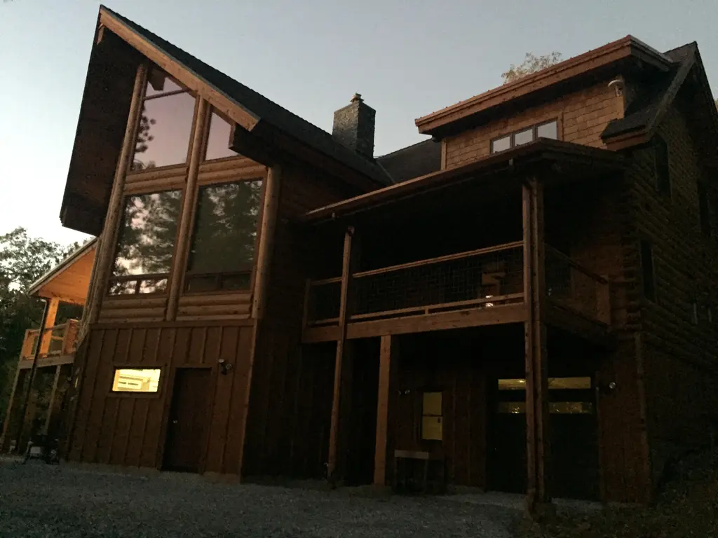 Log home