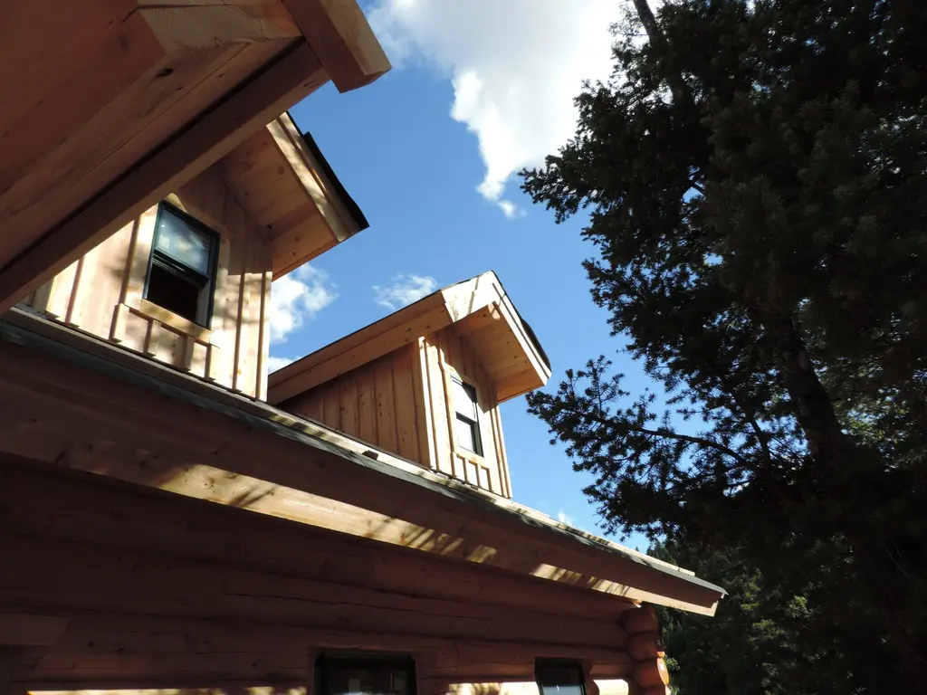 Log home