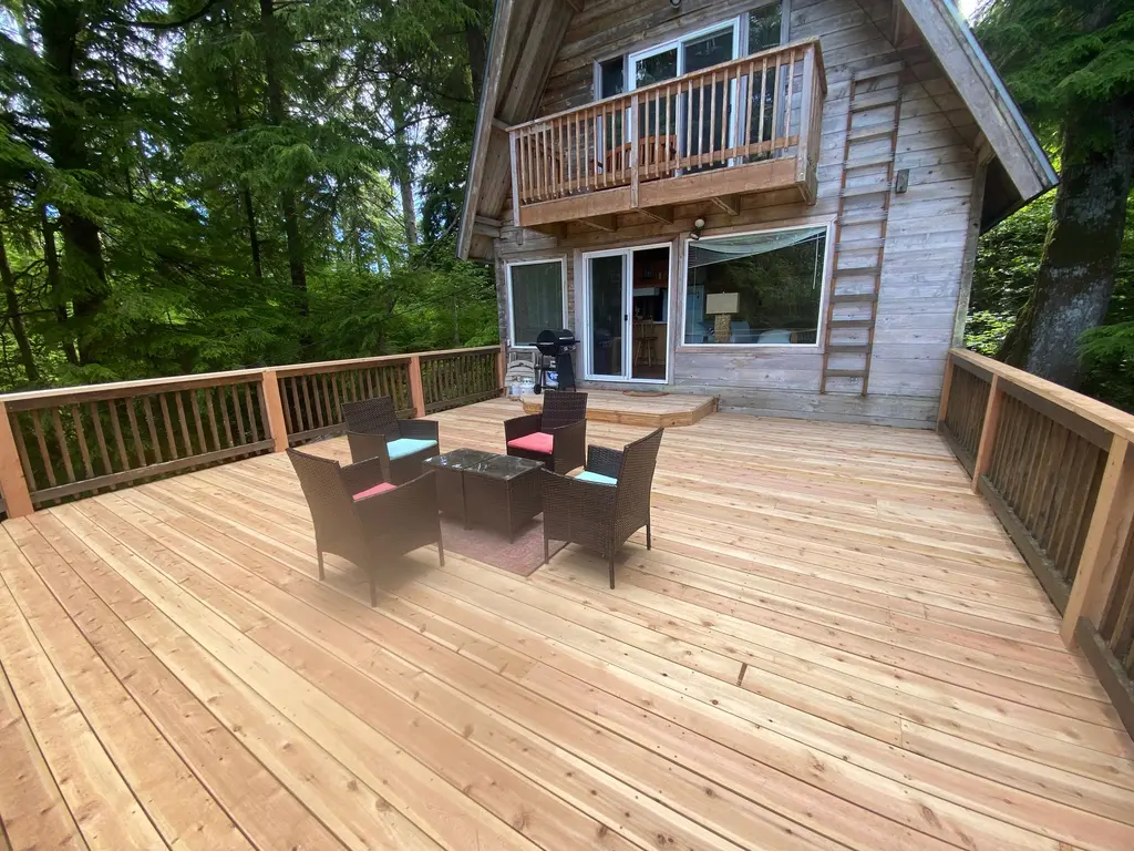 Log home