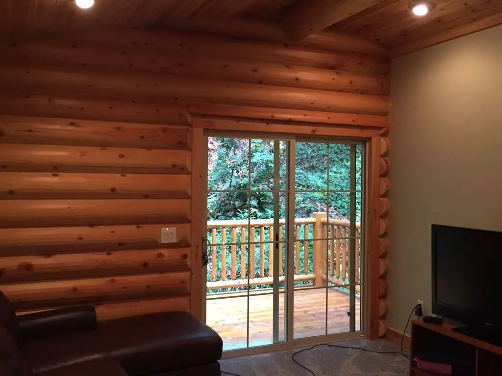 Log home