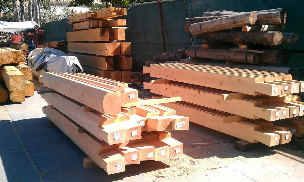 Log home