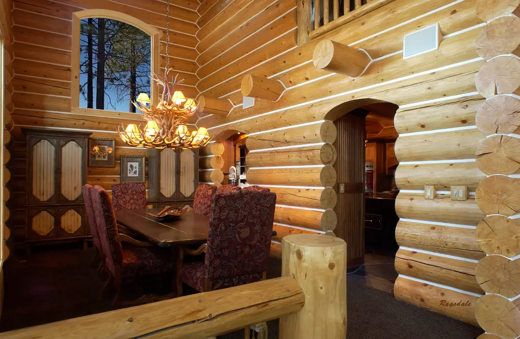 Log home