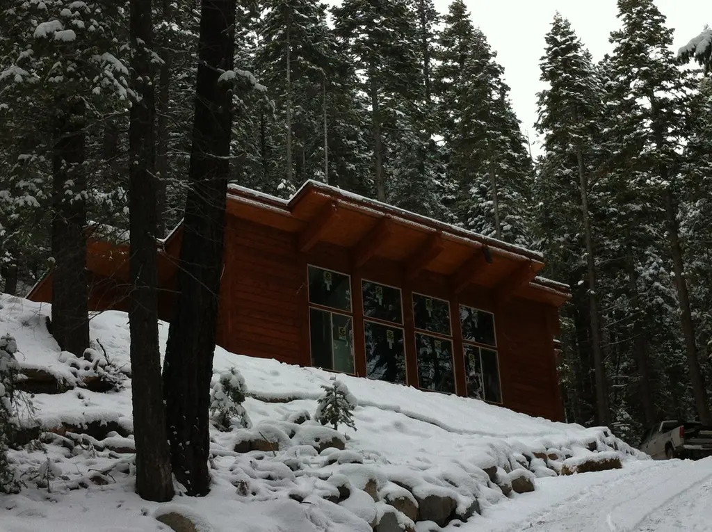 Log home