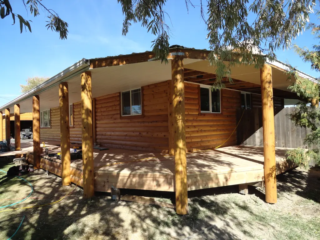 Log home