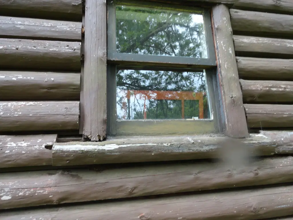 Log home