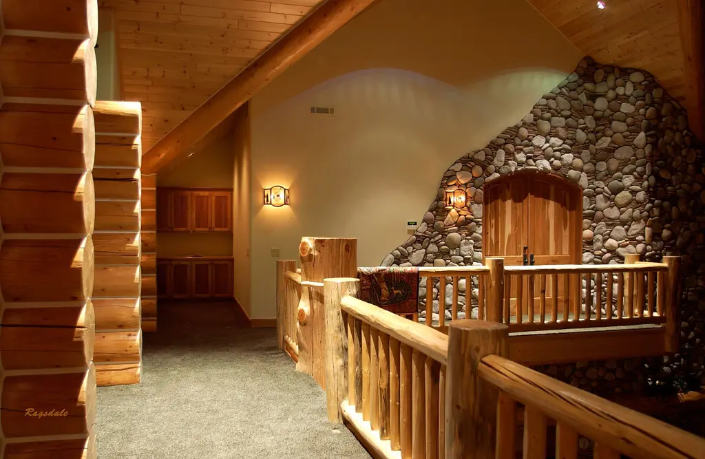 Log home