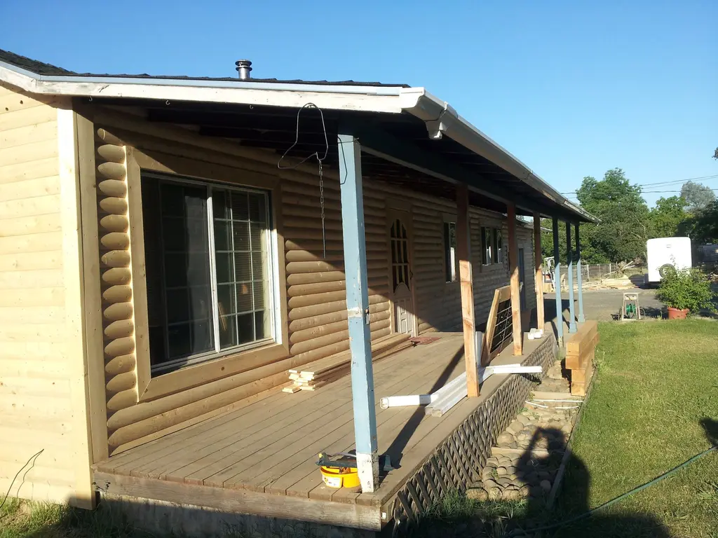 Log home