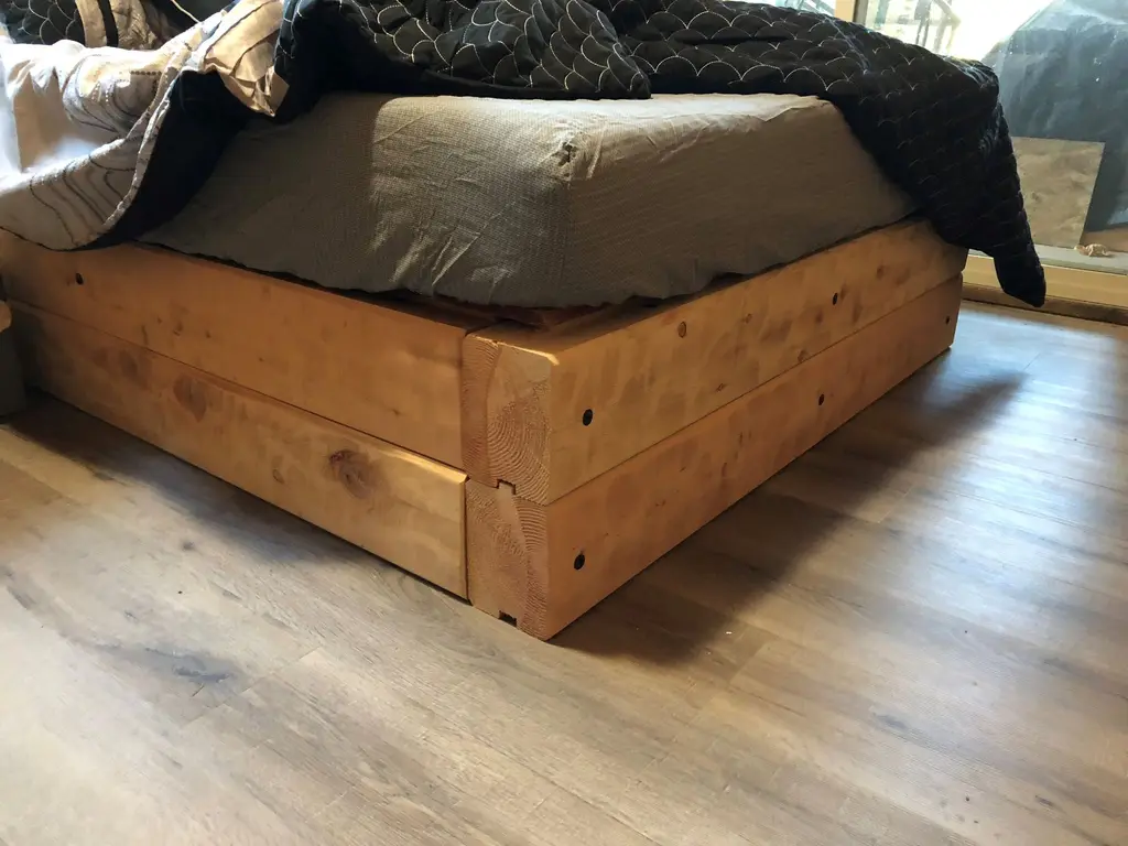 Log home