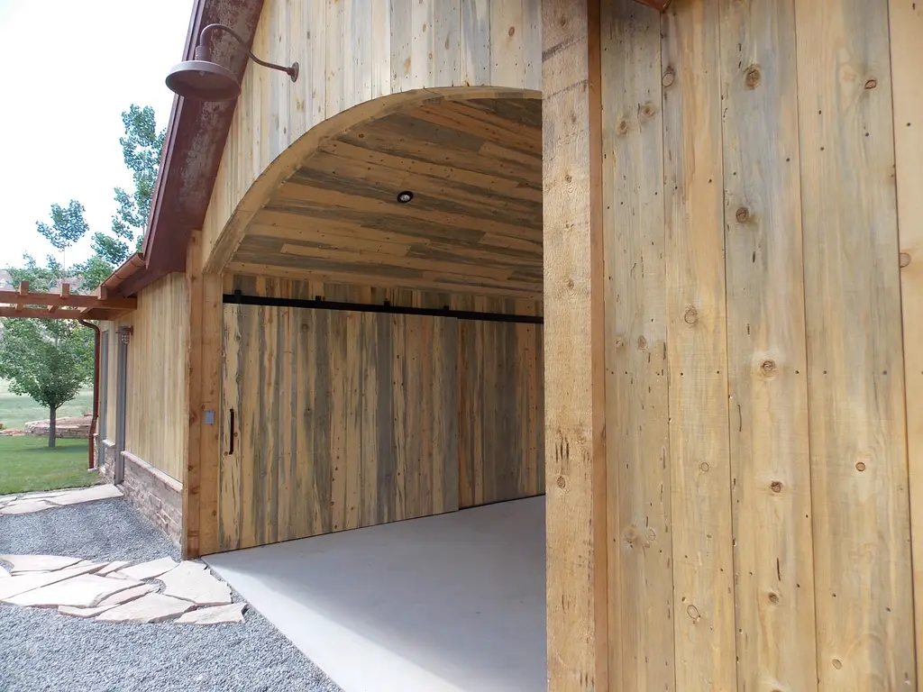 Log home