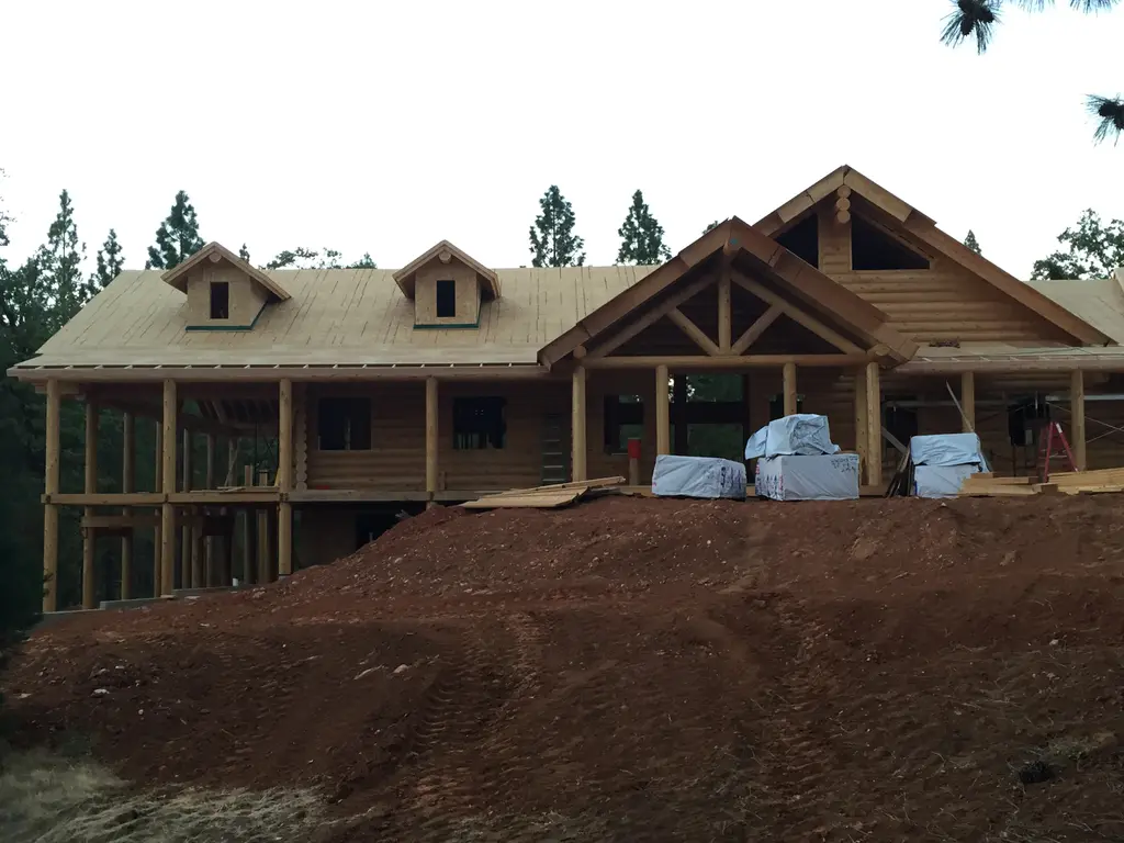 Log home