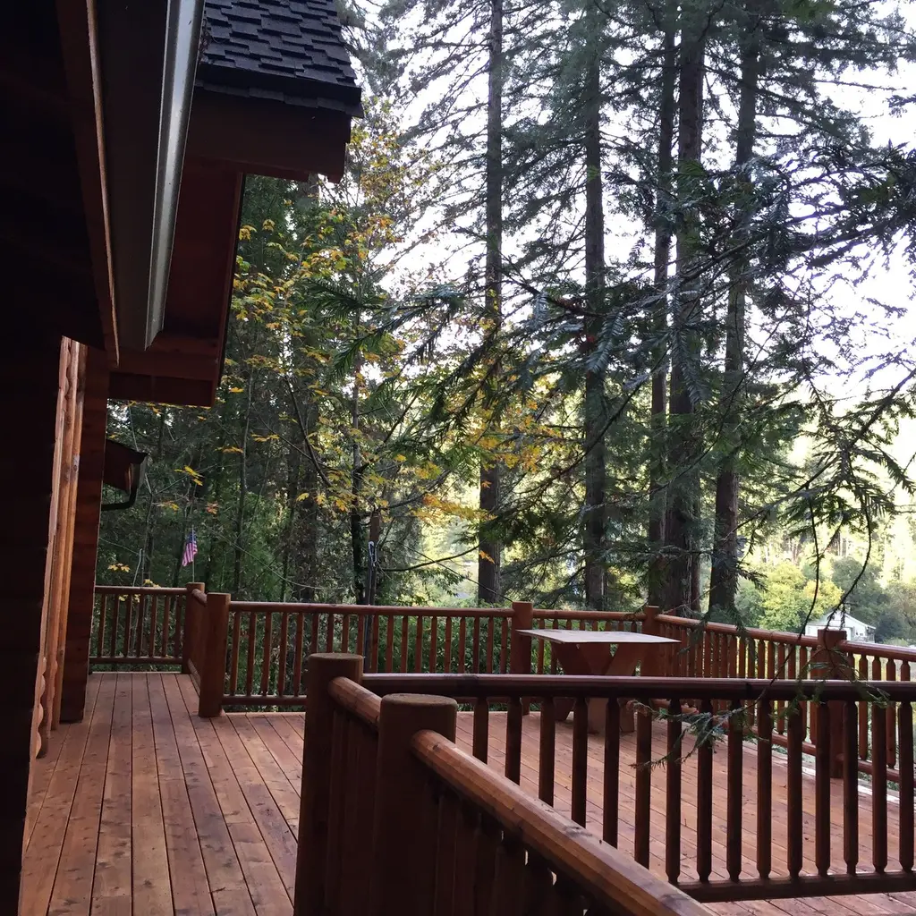 Log home