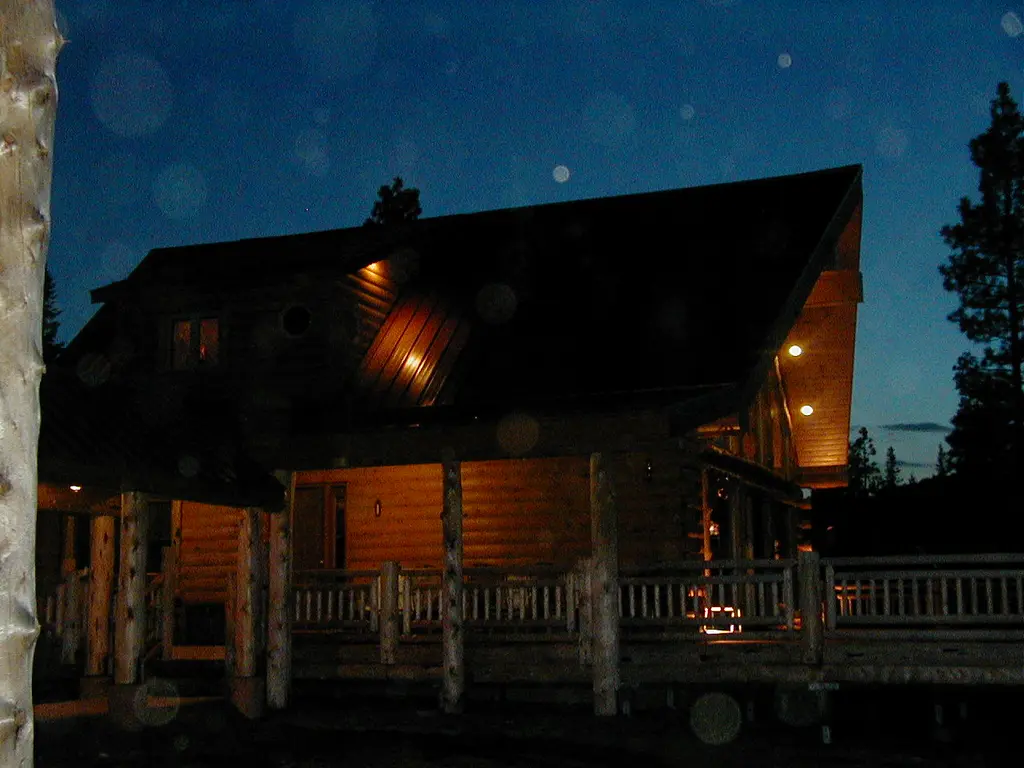 Log home