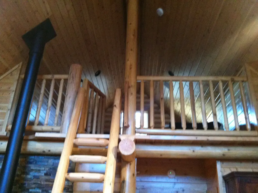 Log home