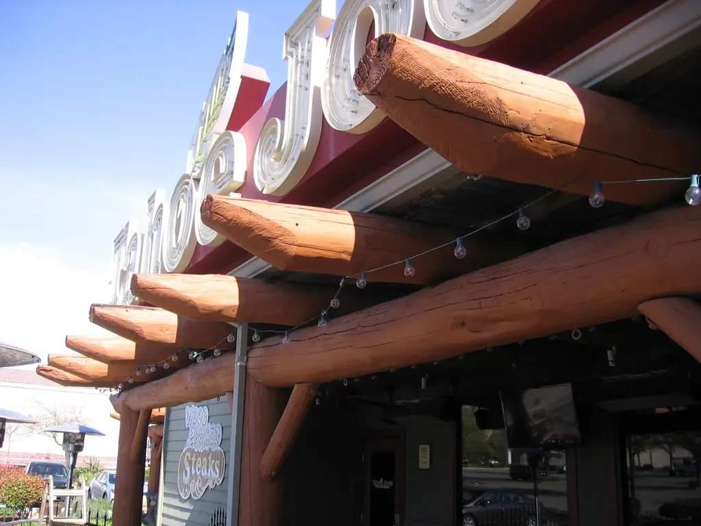 Log home