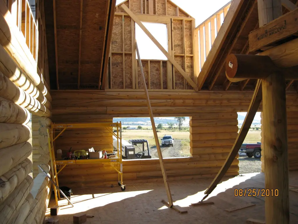 Log home
