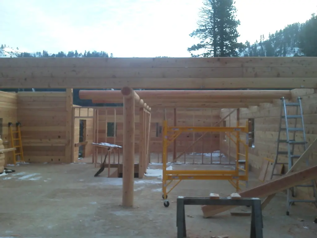 Log home