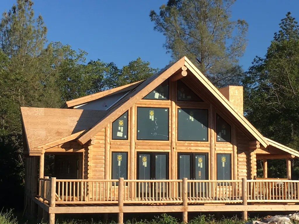 Log home
