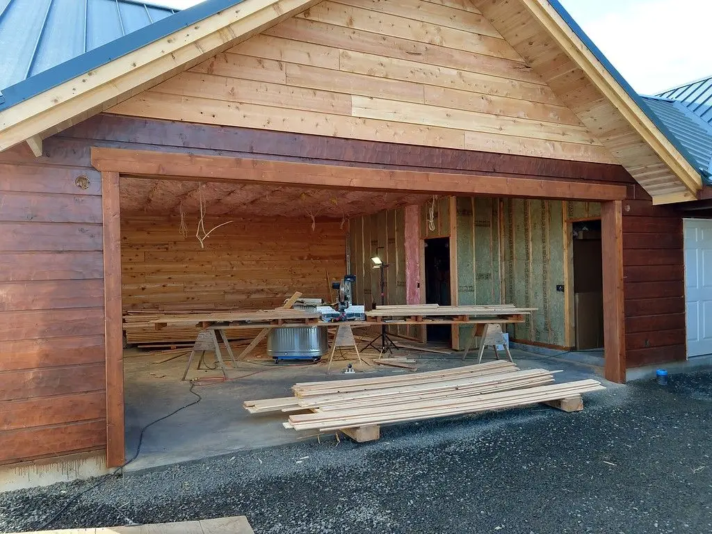 Log home