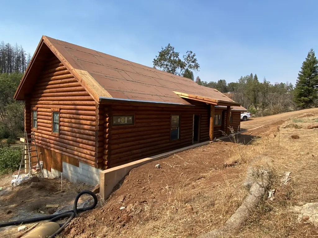 Log home