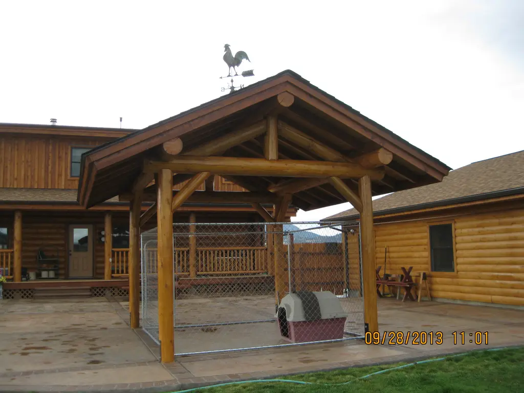 Log home