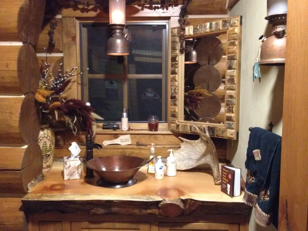 Log home