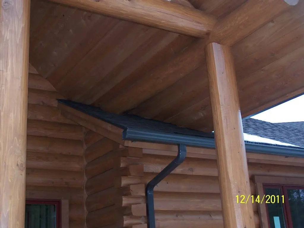 Log home