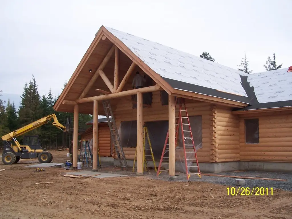 Log home