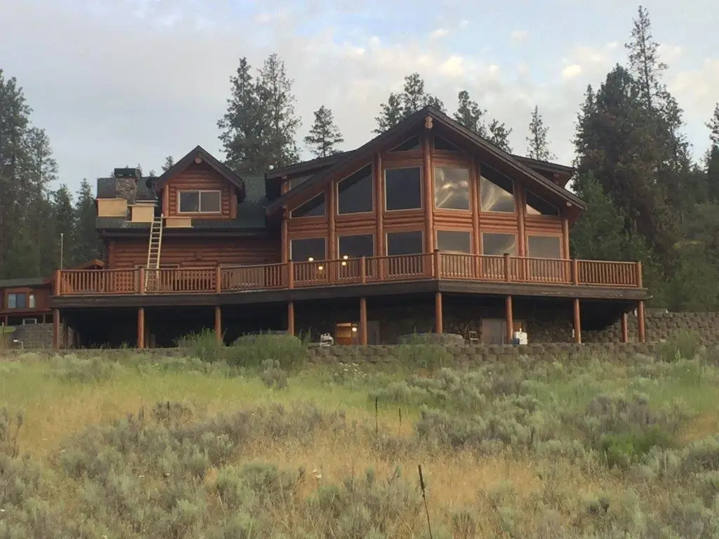 Log home