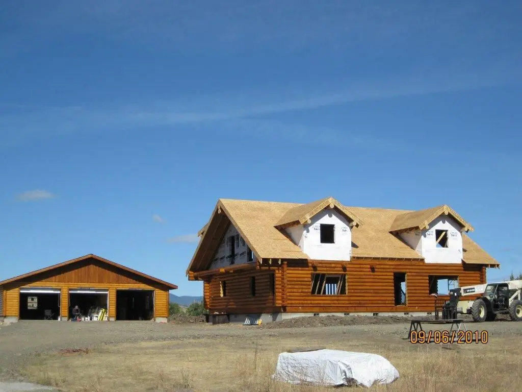 Log home