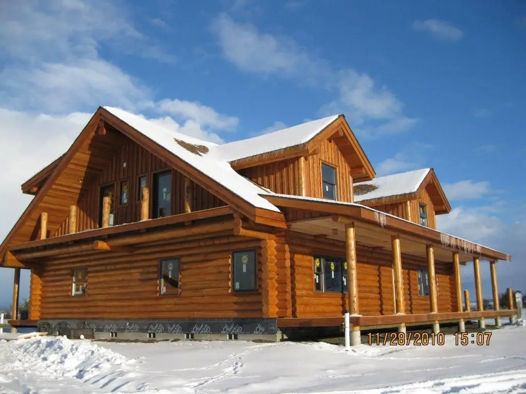Log home