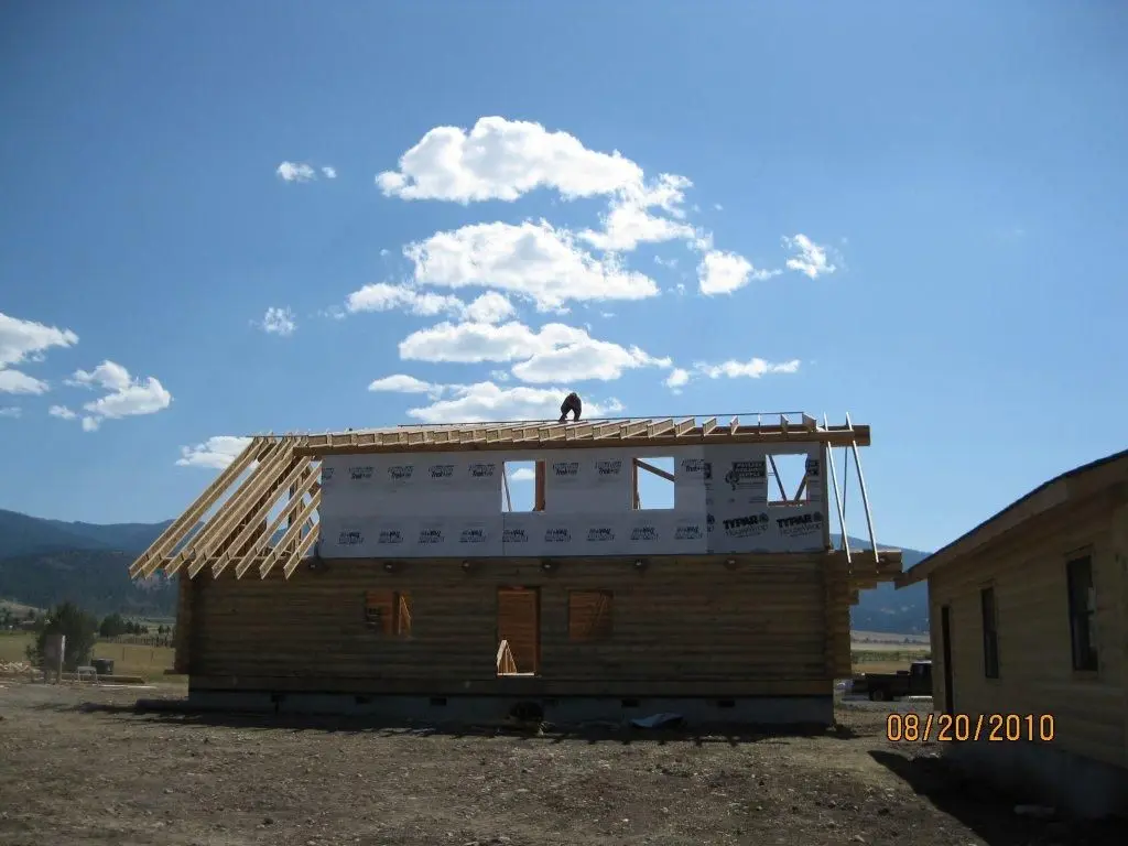 Log home