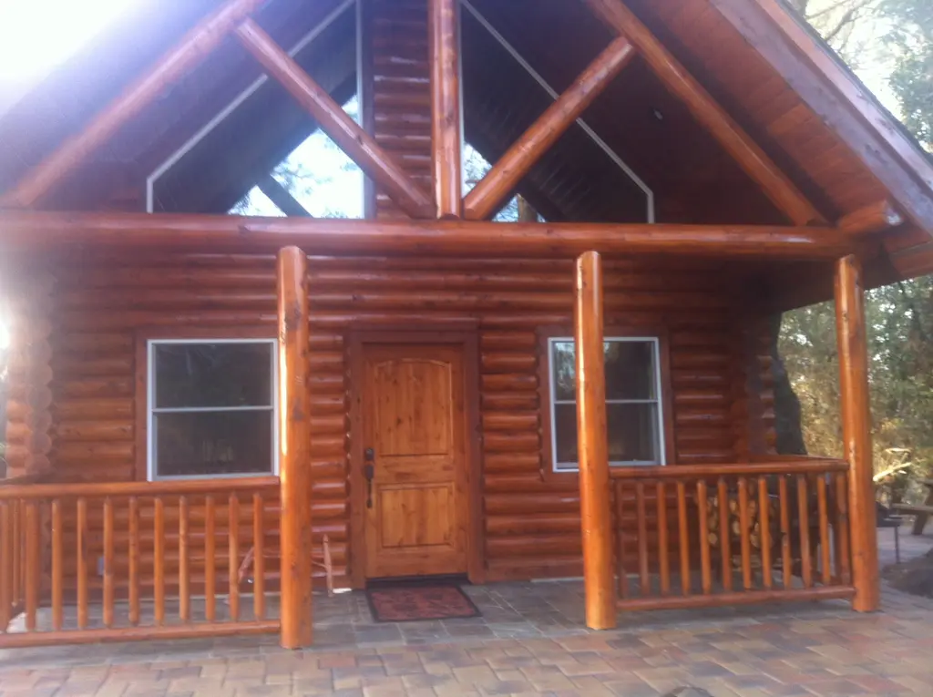 Log home