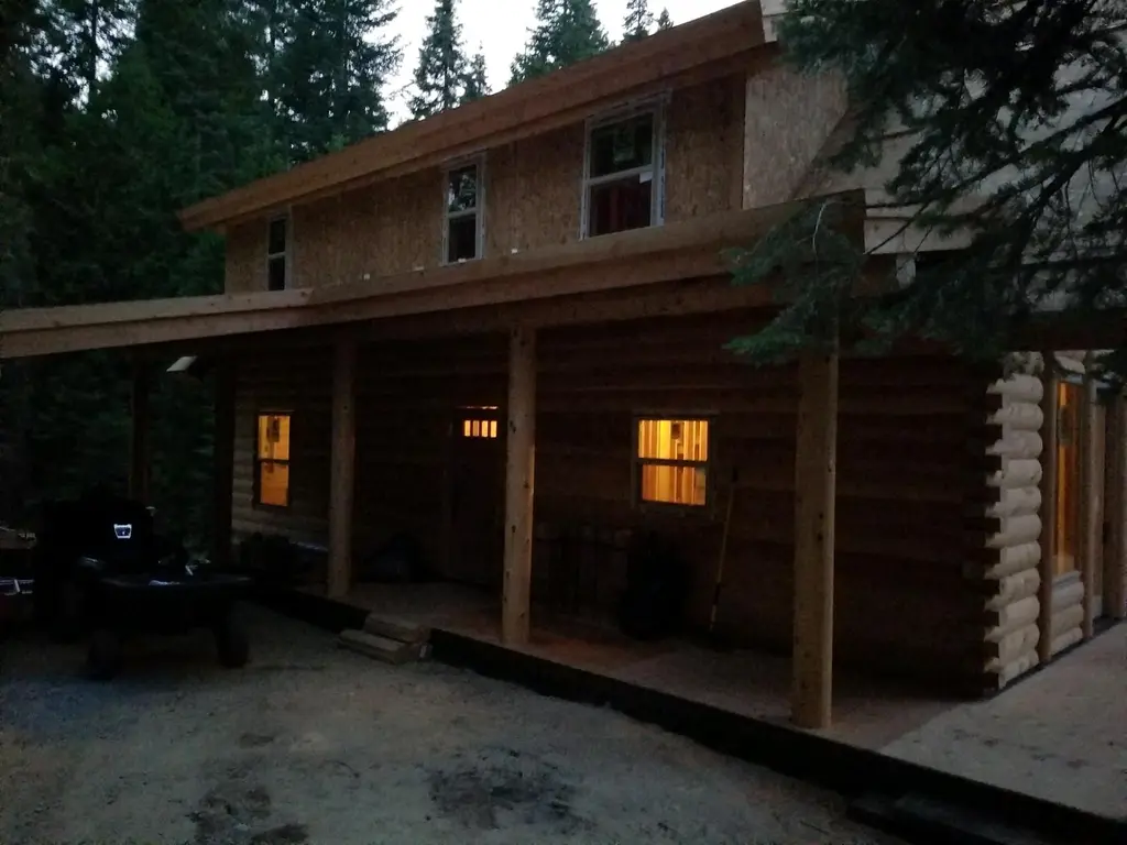 Log home