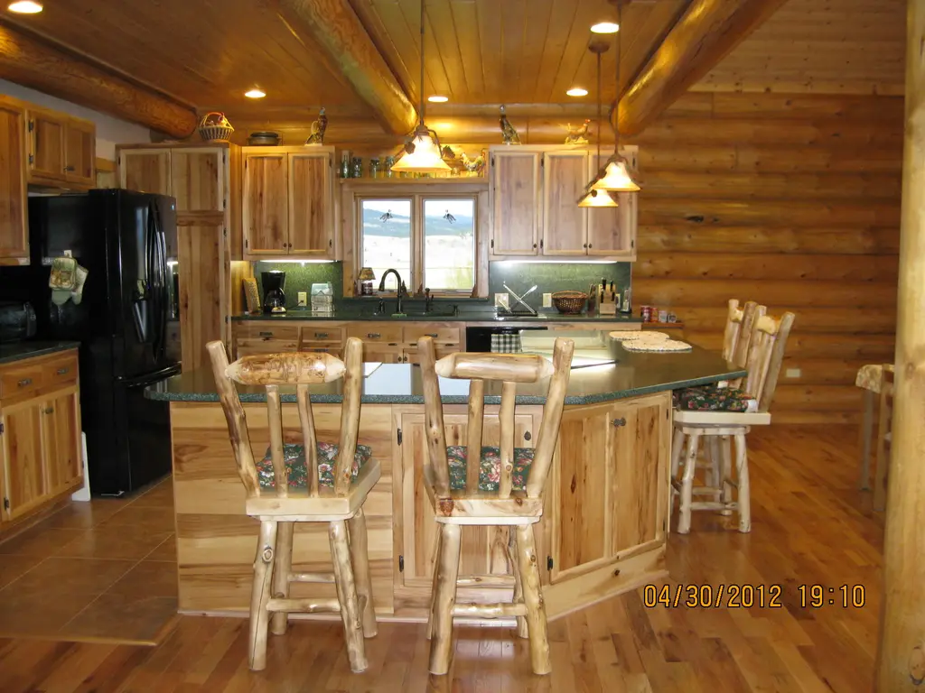 Log home