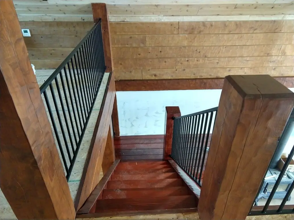 Log home