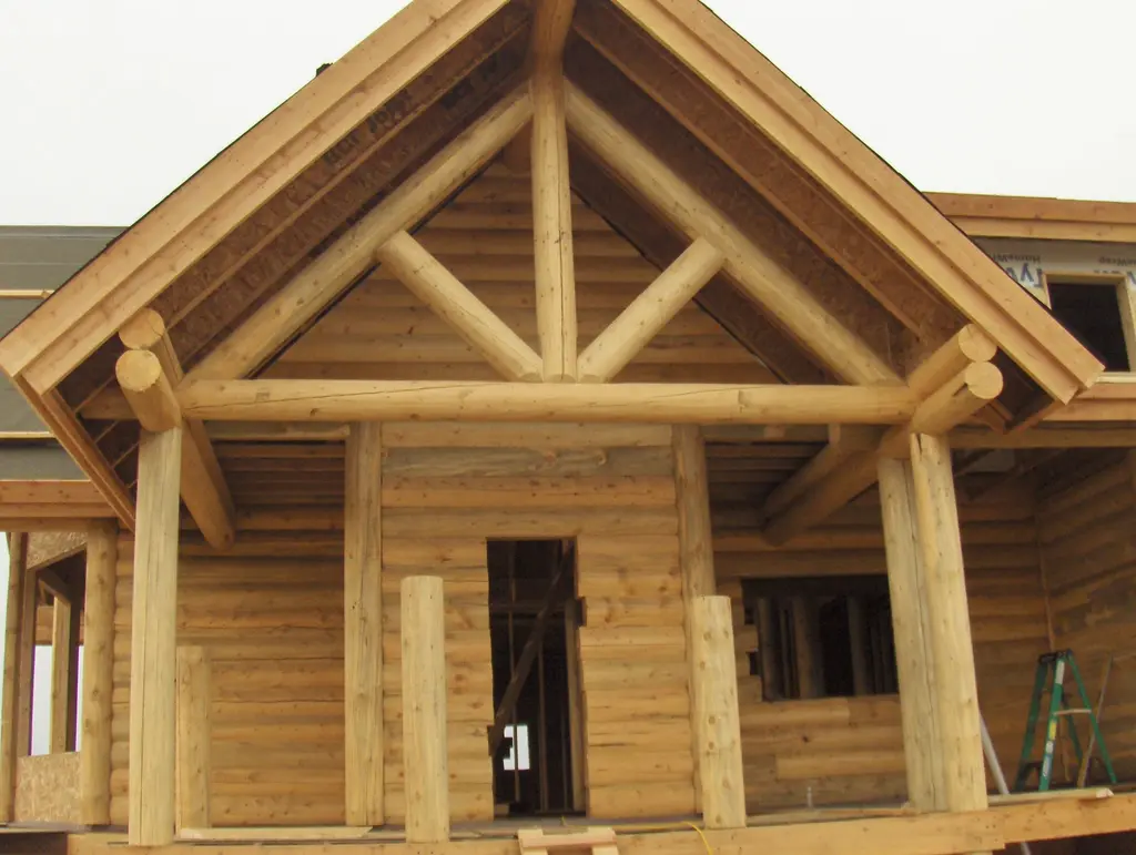 Log home