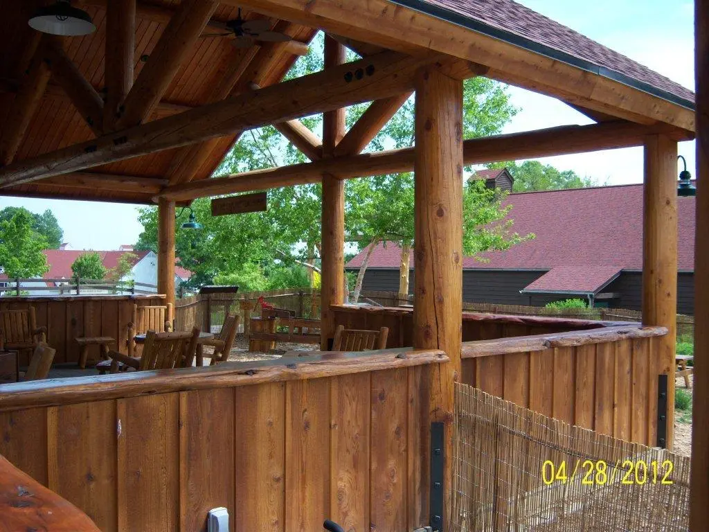 Log home