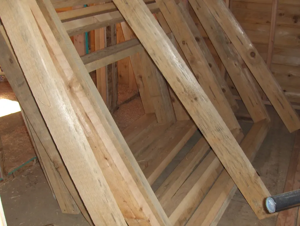 Log home