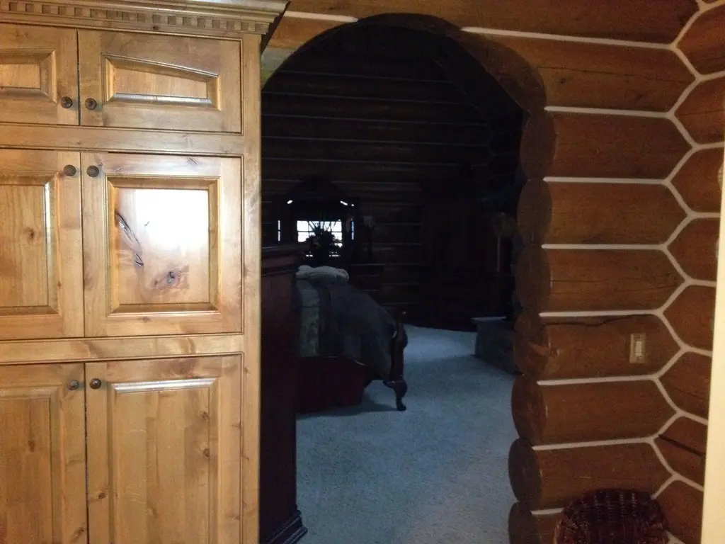 Log home